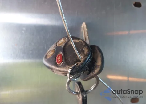 2003 GMC Sierra 1500 Denali z USA, uszkodzony, nr VIN 2GTFK69U931343797